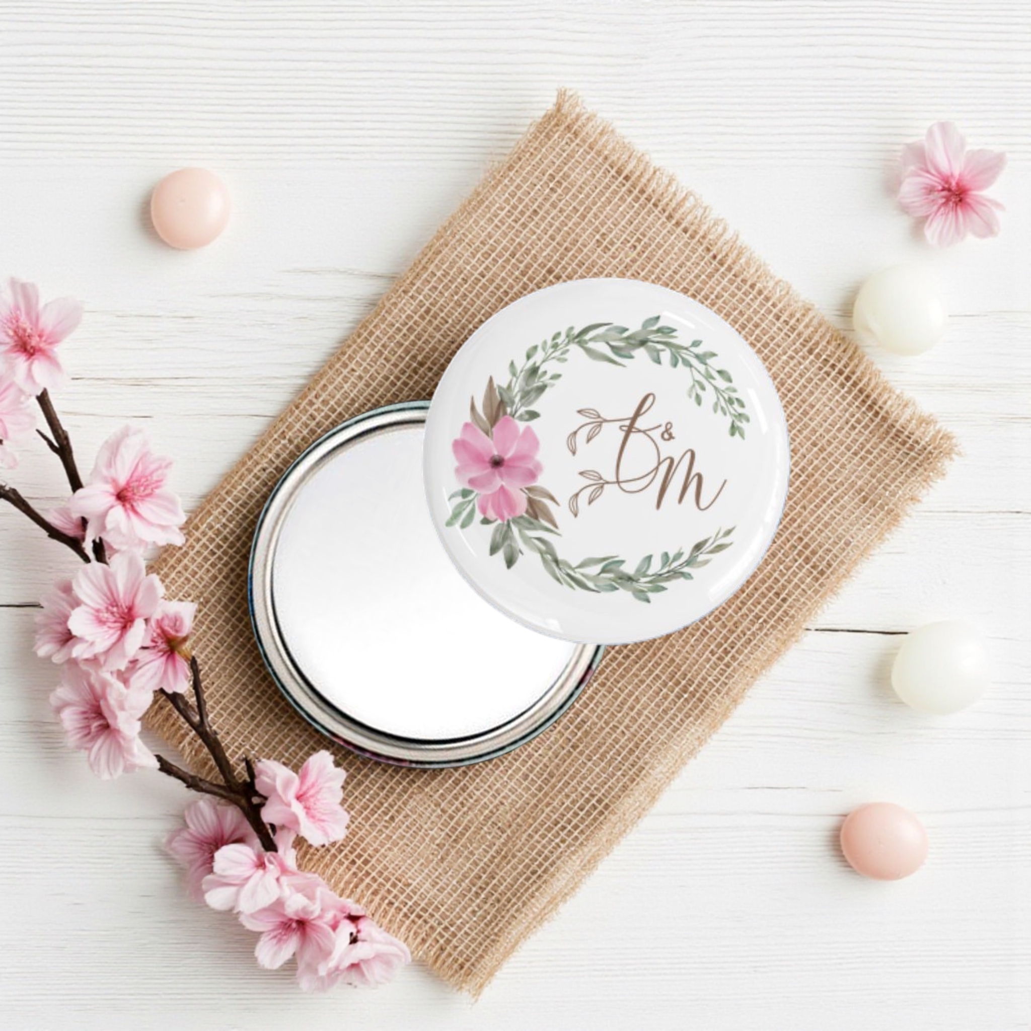 Espejo personalizado boda iniciales – corona floral rosa y verde