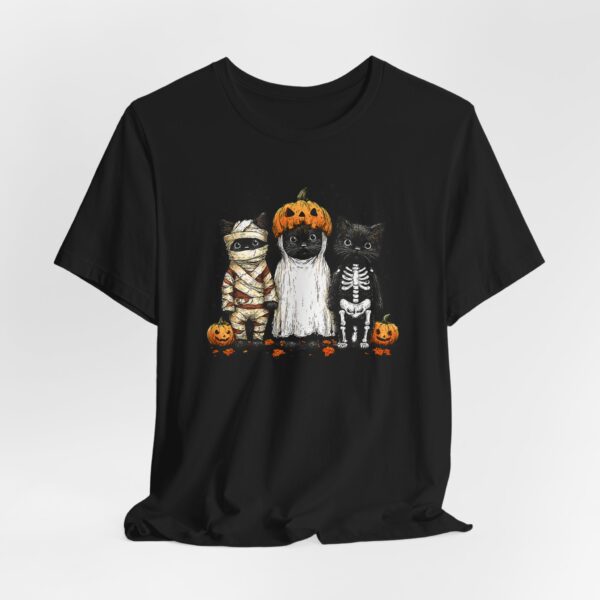 Camiseta “Gatos Halloween” – Momia, fantasma y esqueleto - Imagen 4