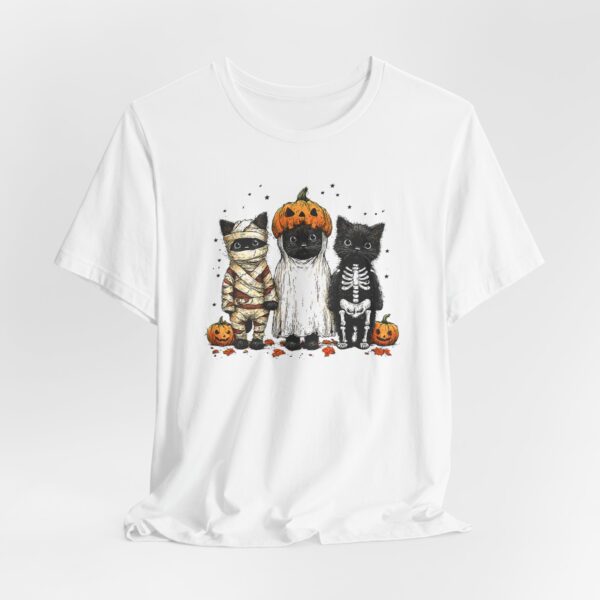 Camiseta “Gatos Halloween” – Momia, fantasma y esqueleto - Imagen 9