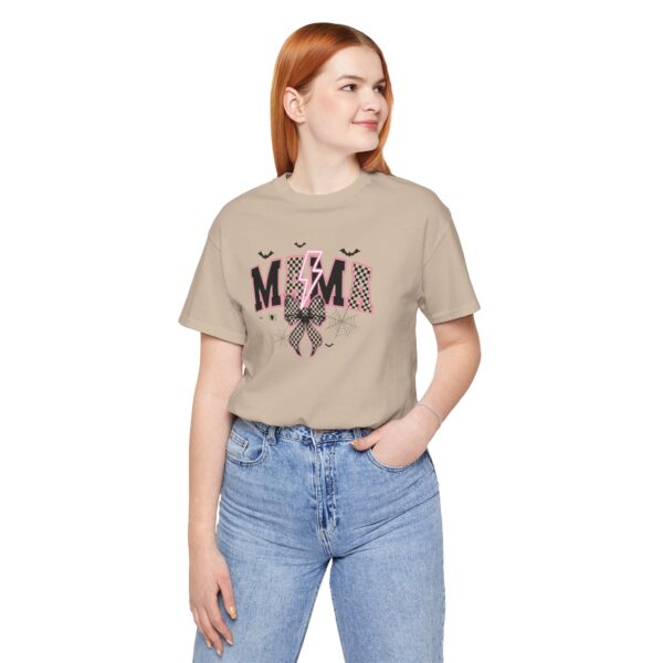 Camiseta “MAMA” Halloween - Imagen 3