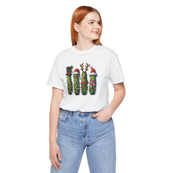 Camiseta navideña “Pepinos Christmas” - Imagen 3
