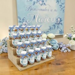 Botes de chuches personalizados comunión niño azul con lazo vichy