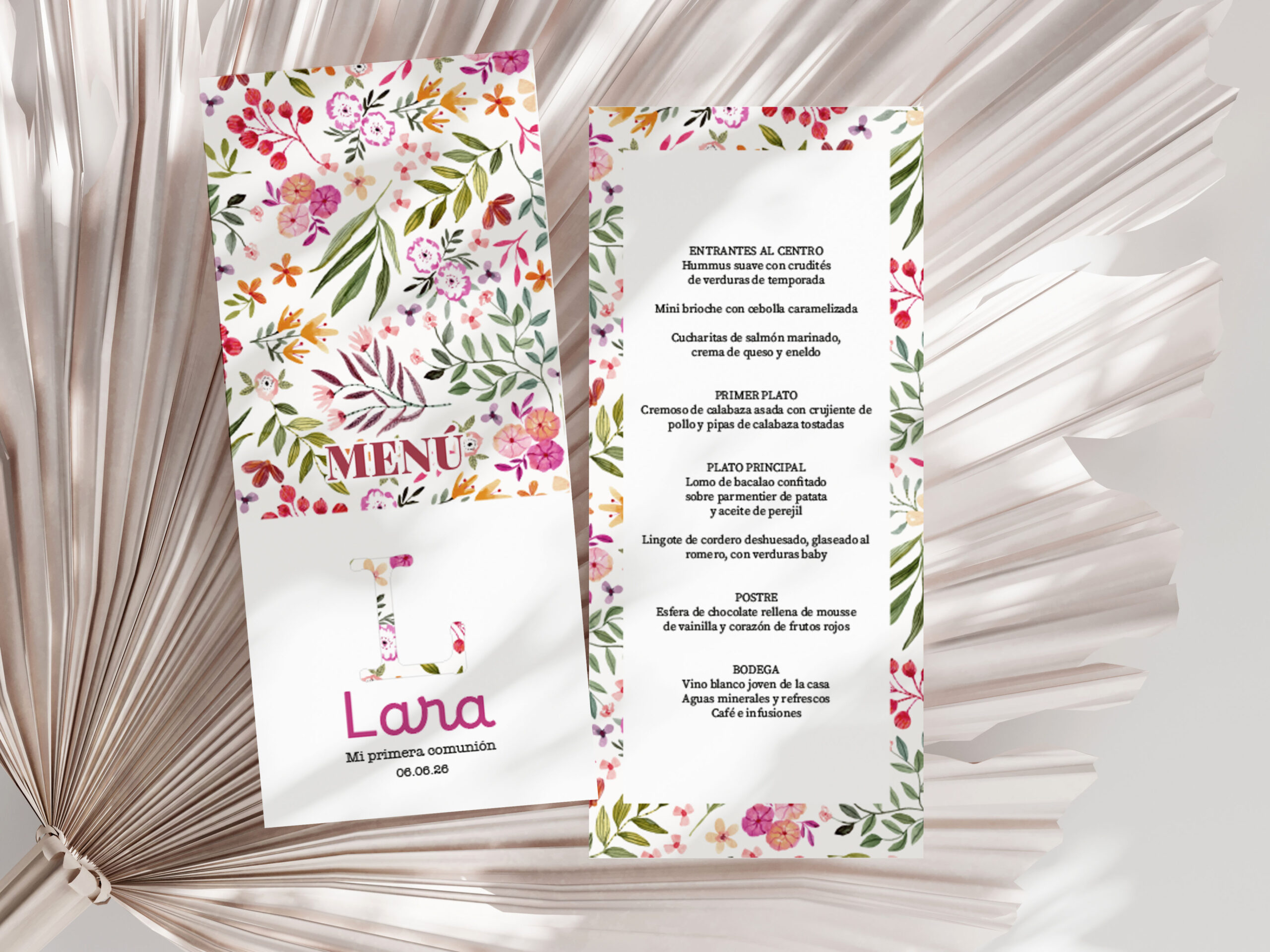 Menú personalizado comunión niña floral fucsia con inicial